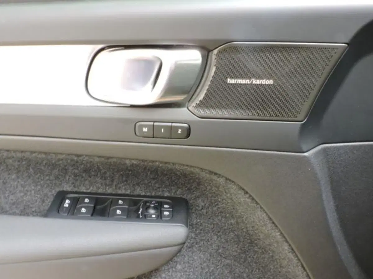 Volvo XC40 usata a Firenze (15)