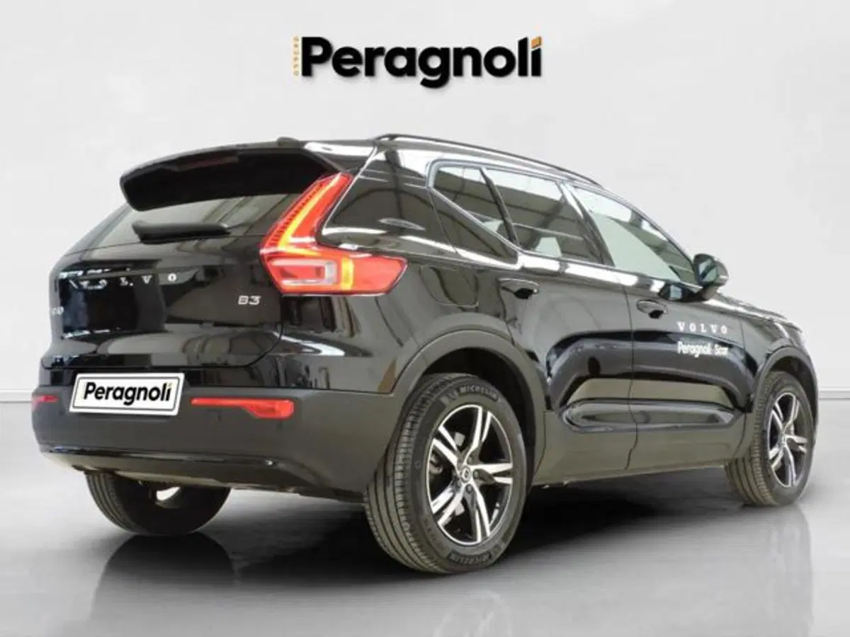 Volvo XC40 usata a Firenze (5)