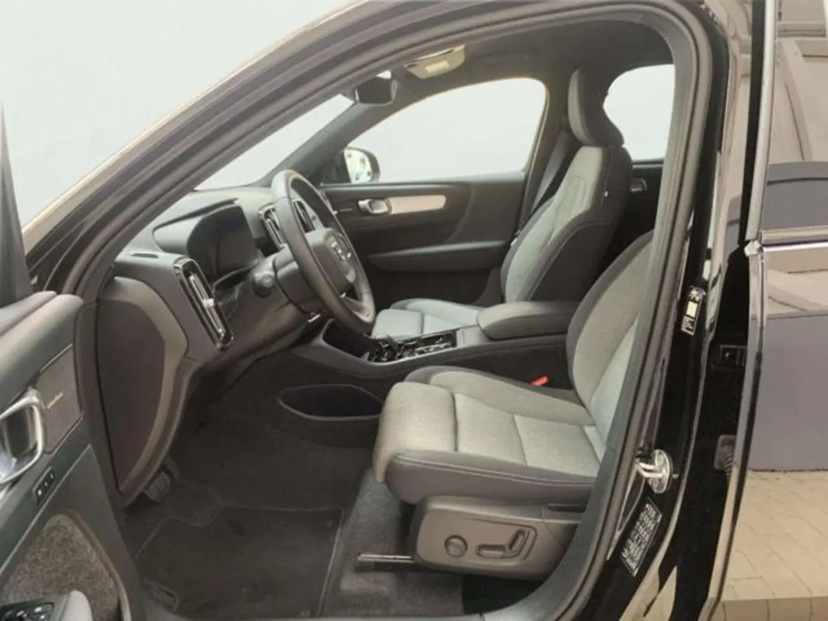 Volvo XC40 usata a Firenze (8)