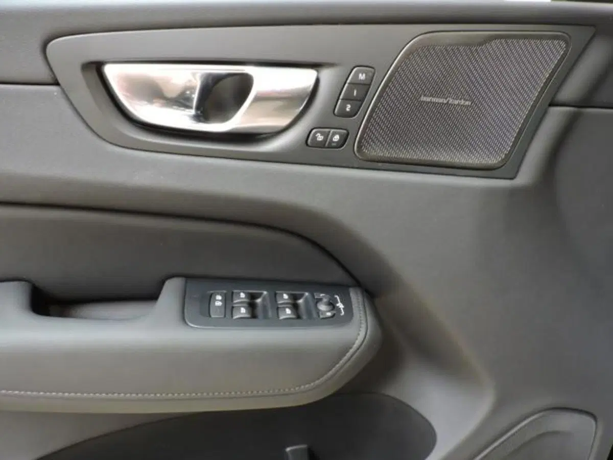 Volvo XC60 usata a Firenze (16)