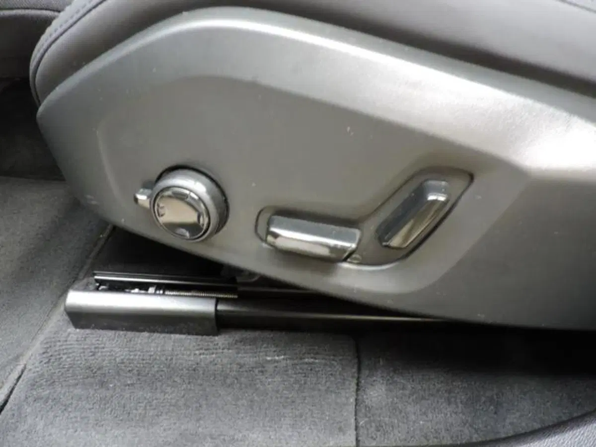 Volvo XC60 usata a Firenze (19)