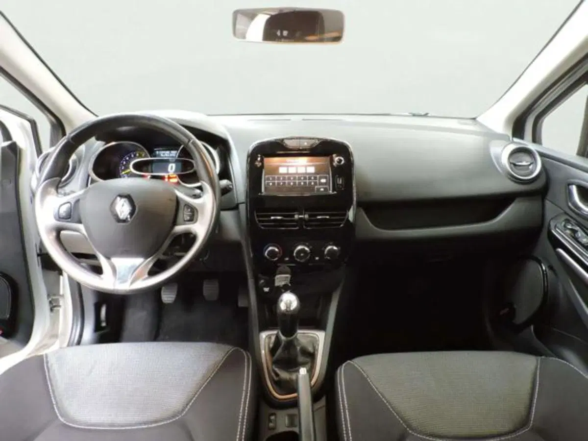 Renault Clio usata a Firenze (11)