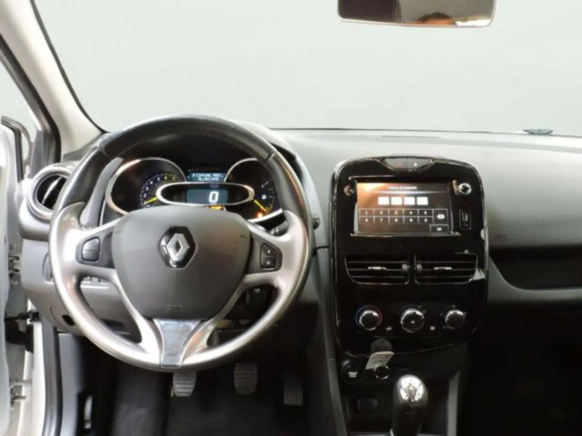Renault Clio usata a Firenze (9)