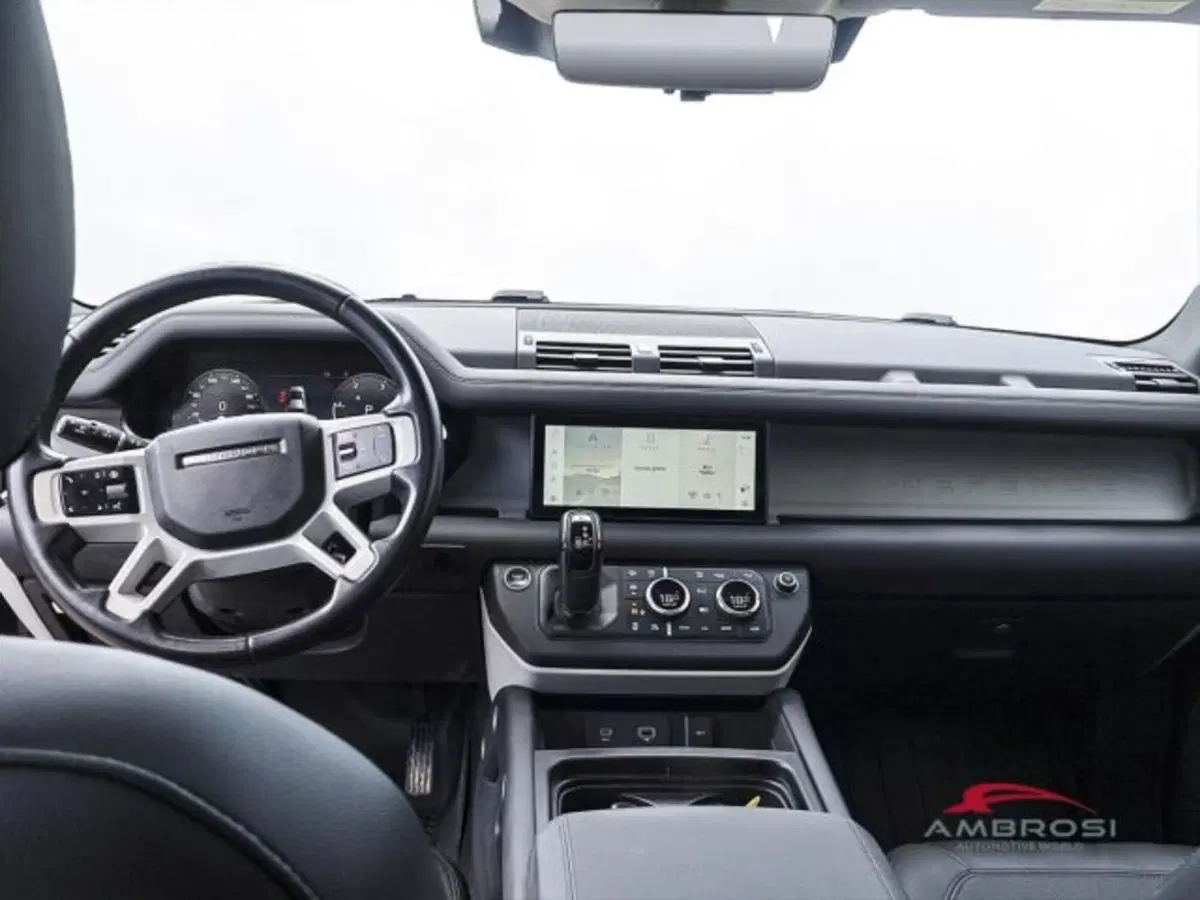 Land Rover Defender usata a Perugia (12)