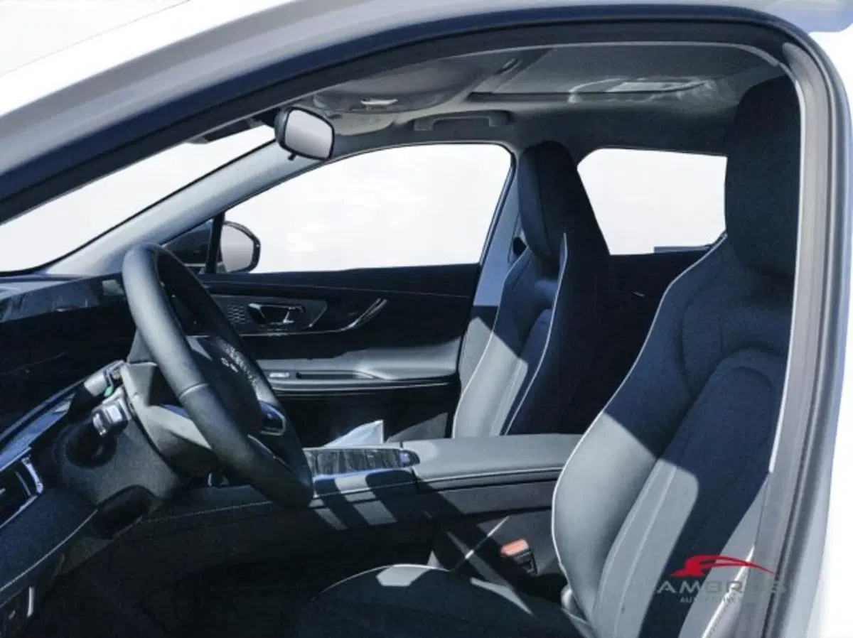 Omoda Omoda 5 SHS-H nuova a Perugia (9)