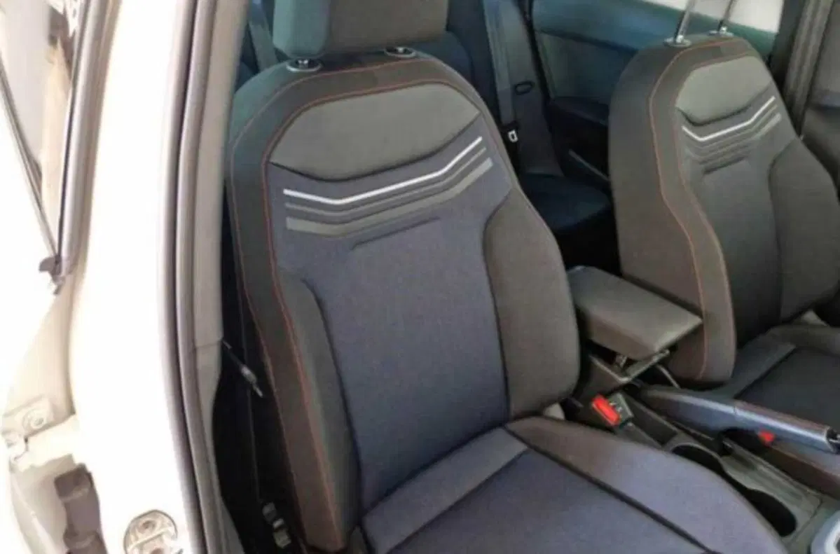 SEAT Arona usata a Bologna (8)