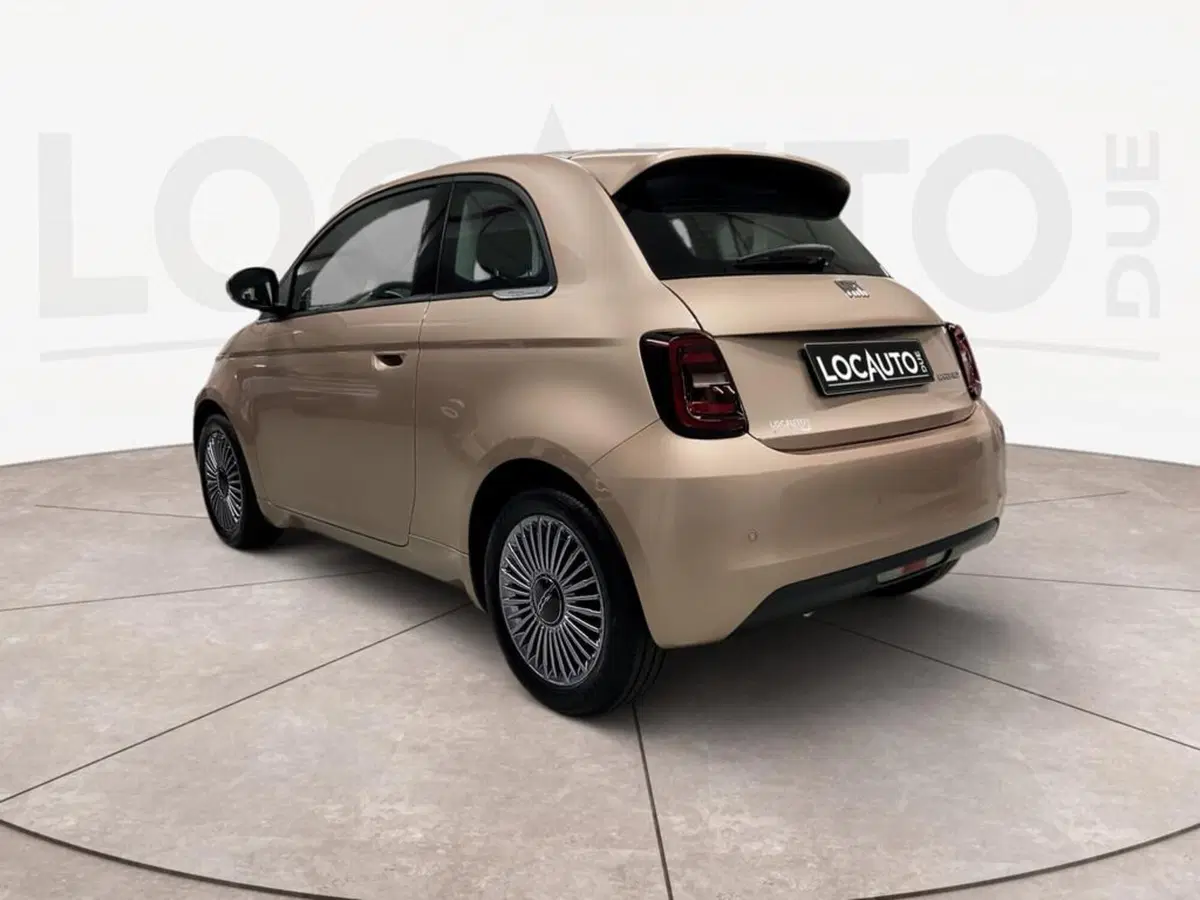 Fiat 500 nuova a Torino (5)