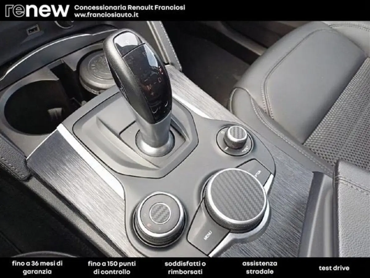 Alfa Romeo Stelvio usata a Modena (9)