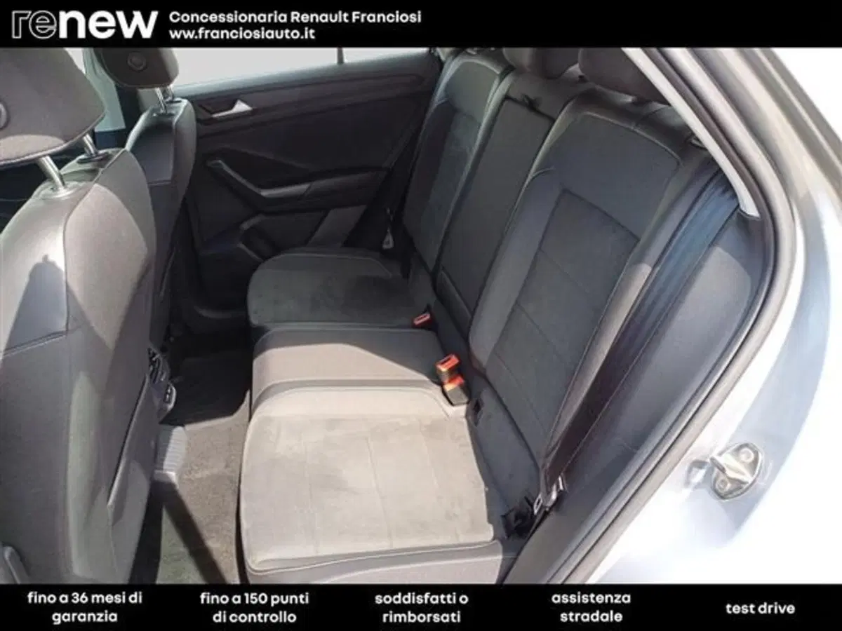 Volkswagen T-Roc usata a Modena (8)