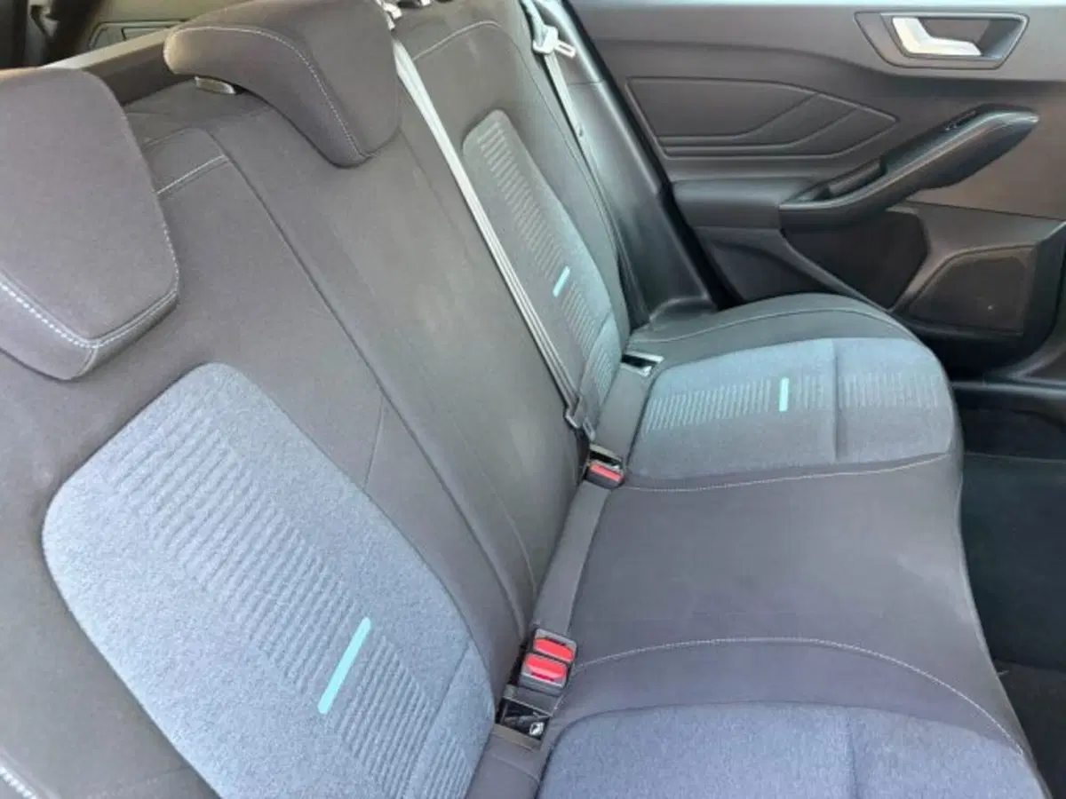 Ford Focus Station Wagon usata a Lodi (12)