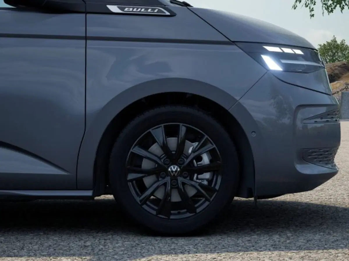 Volkswagen Multivan nuova a Vicenza (11)