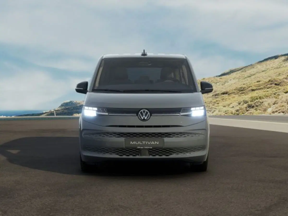 Volkswagen Multivan nuova a Vicenza (8)