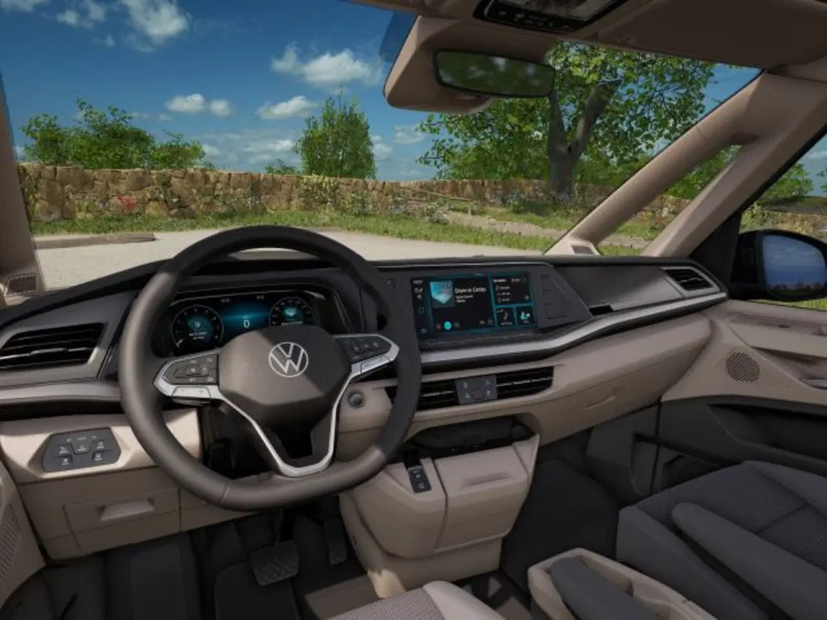 Volkswagen Multivan nuova a Vicenza (9)
