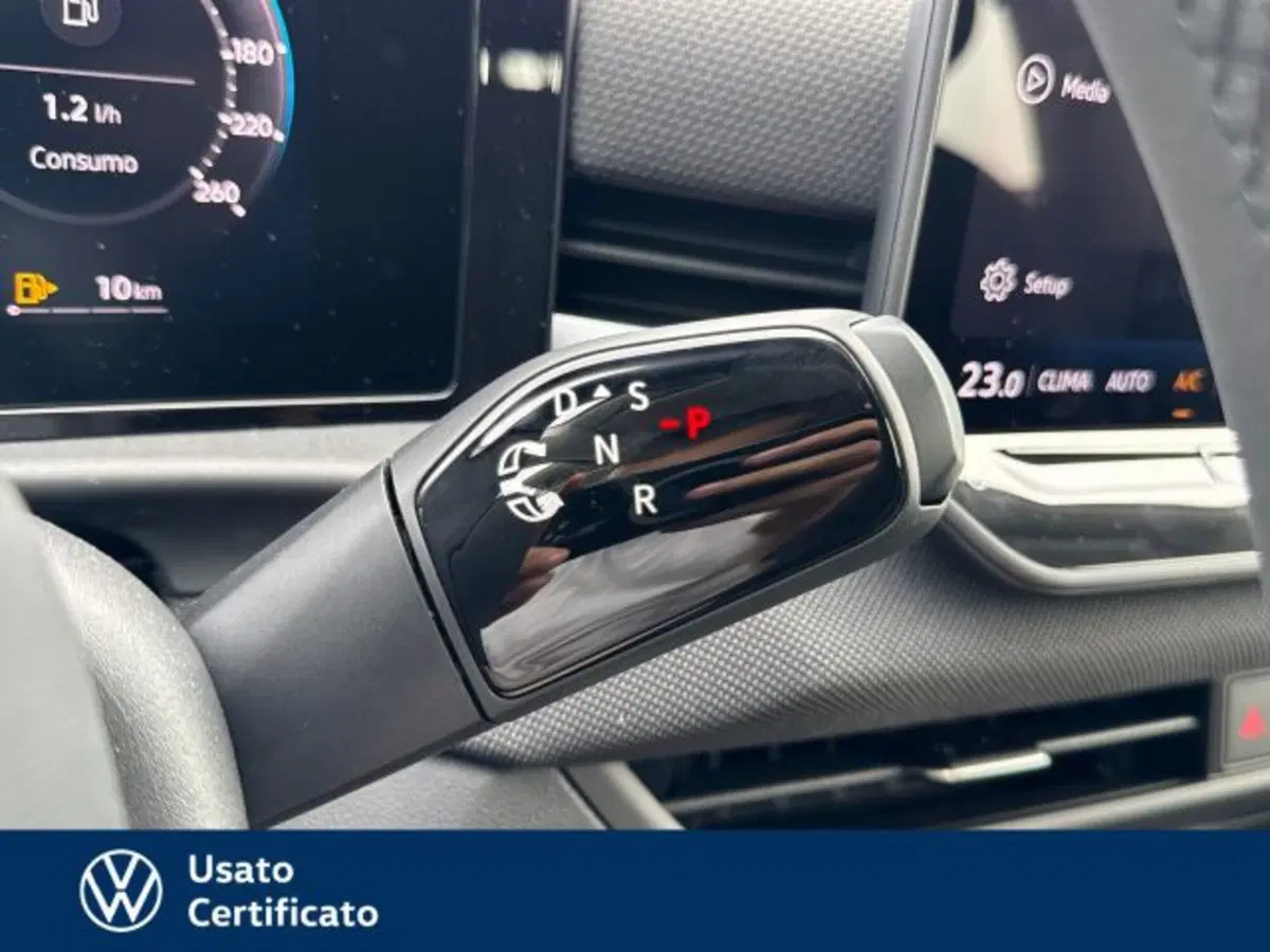 Volkswagen T-Roc nuova a Vicenza (11)
