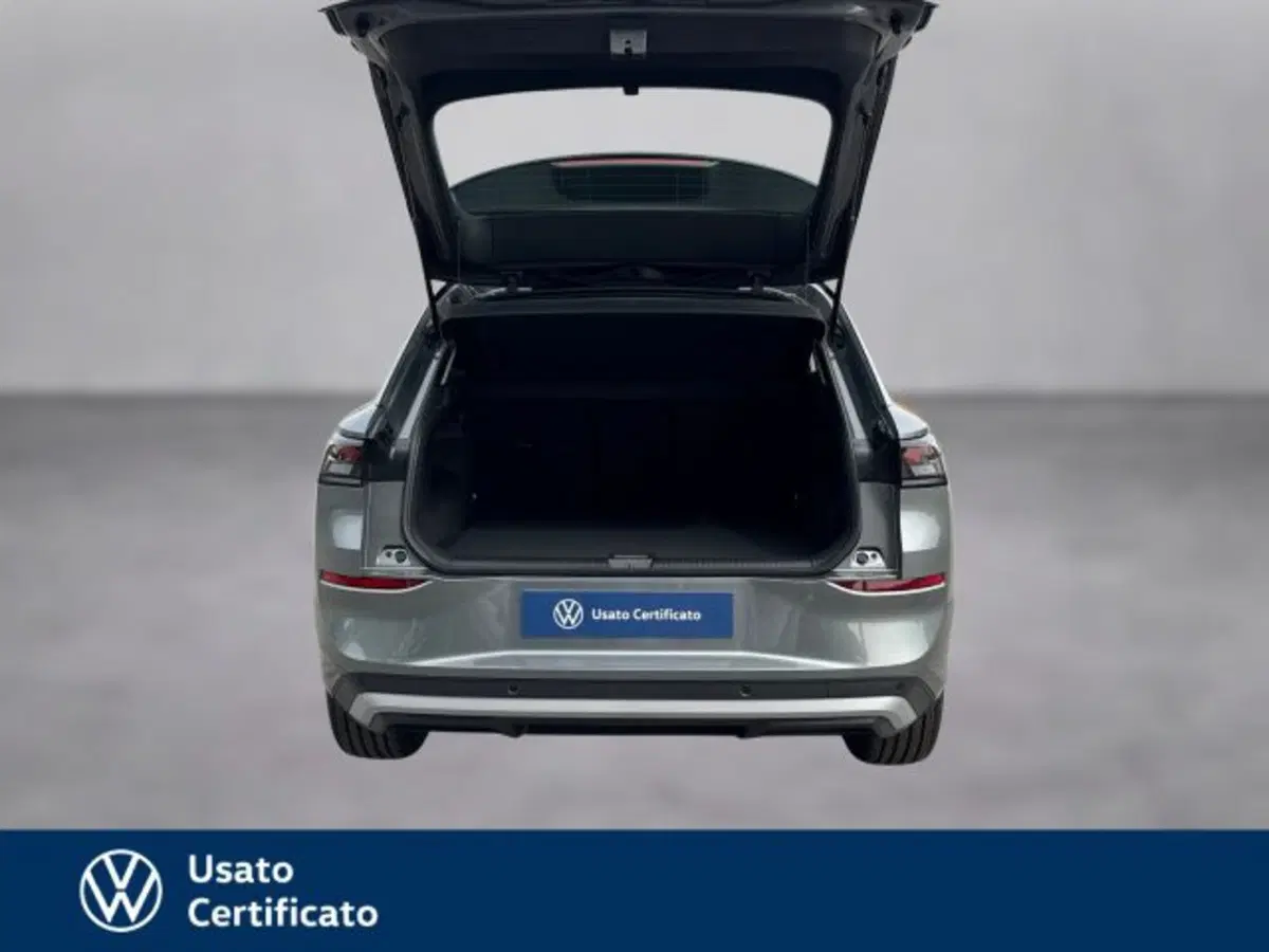 Volkswagen T-Roc nuova a Vicenza (17)