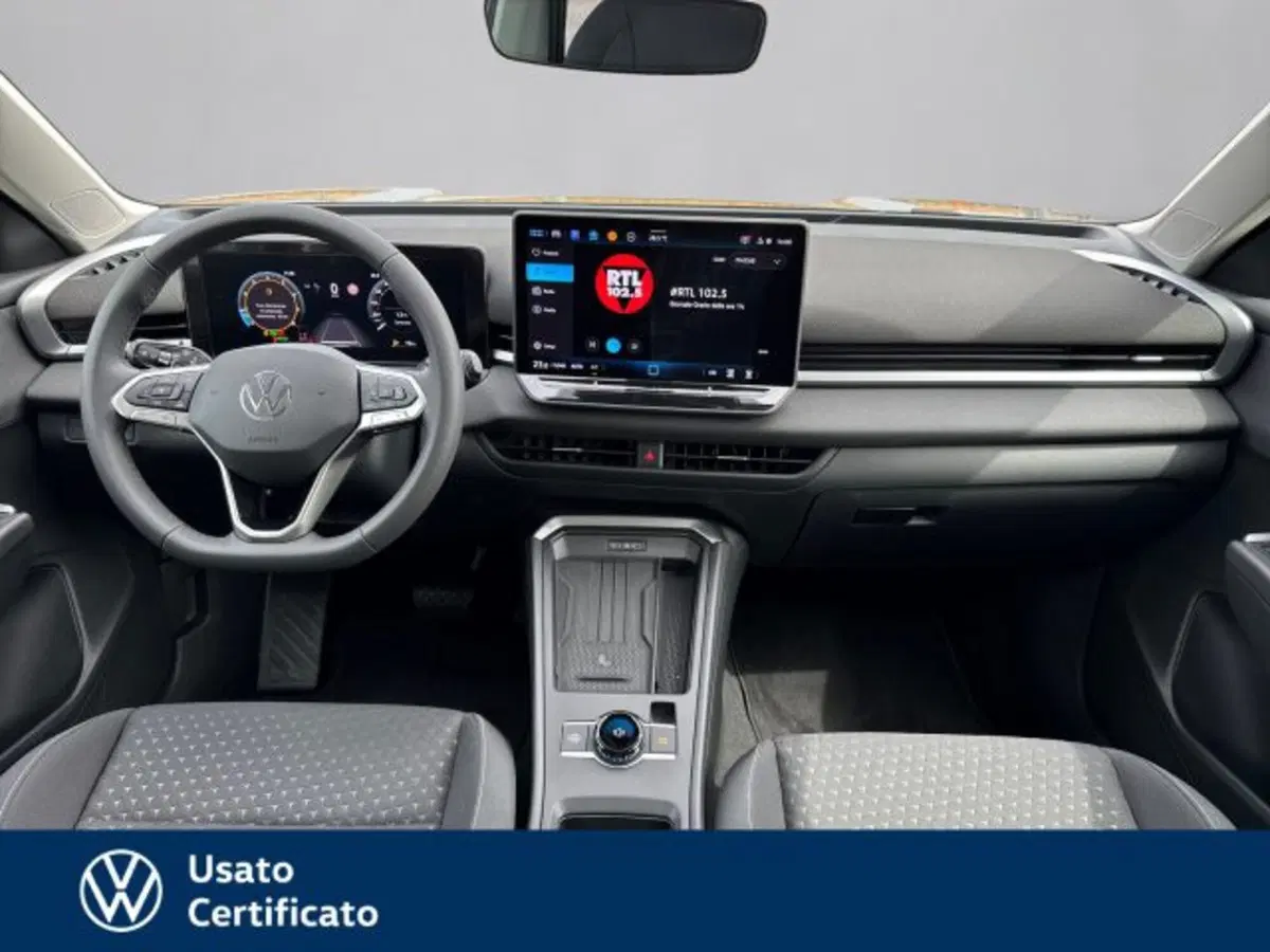Volkswagen T-Roc nuova a Vicenza (8)