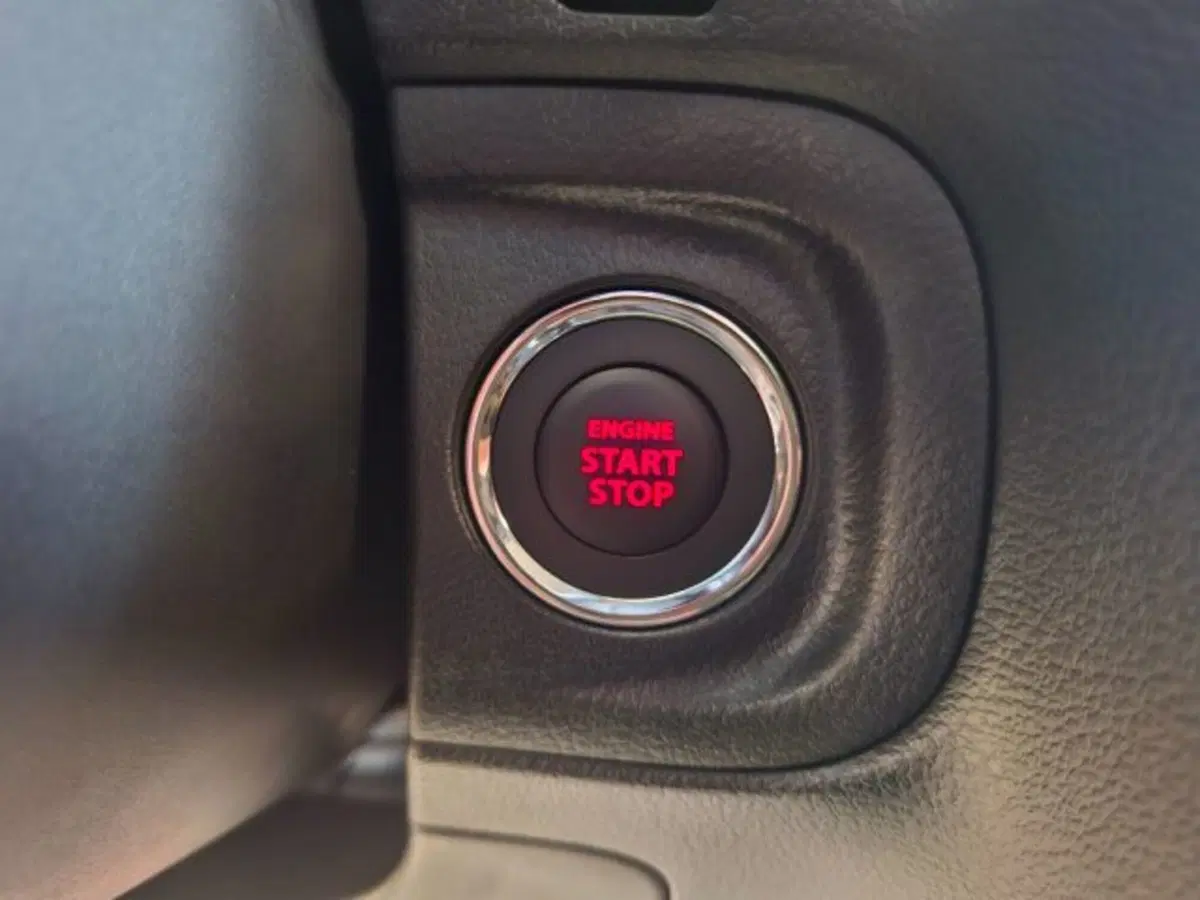 Suzuki Vitara nuova a Reggio Emilia (14)