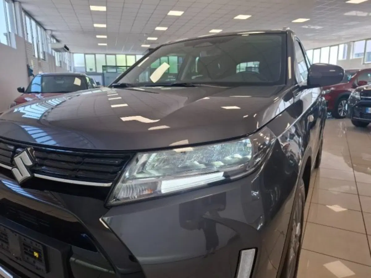 Suzuki Vitara nuova a Reggio Emilia (18)