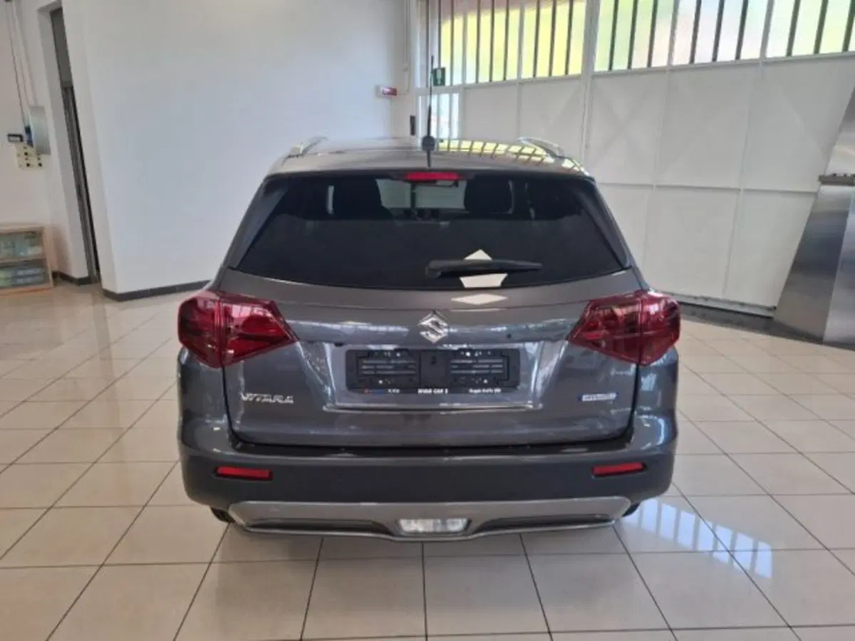 Suzuki Vitara nuova a Reggio Emilia (4)