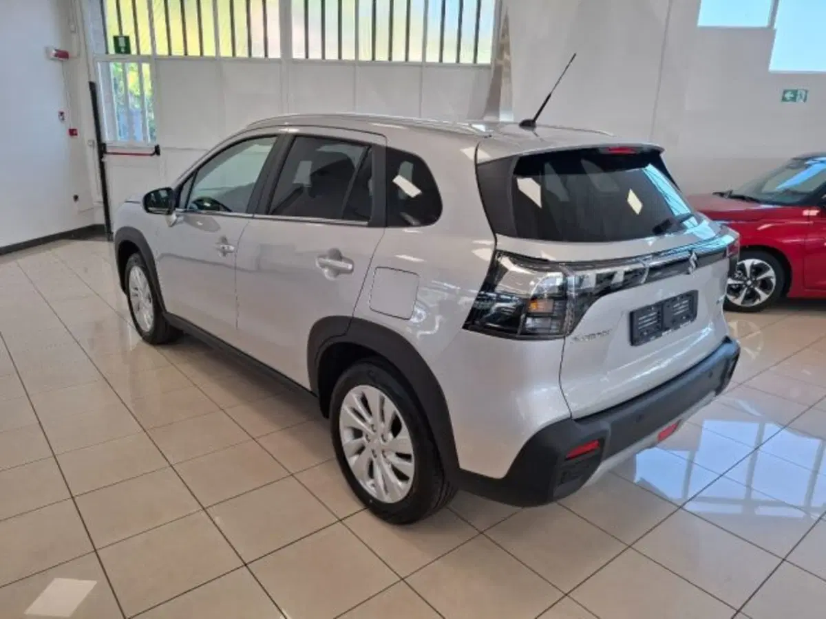 Suzuki S-Cross nuova a Reggio Emilia (3)