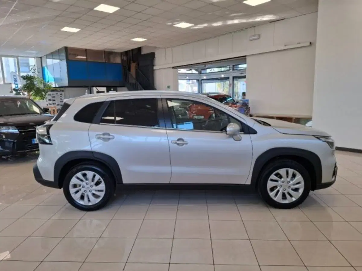 Suzuki S-Cross nuova a Reggio Emilia (6)