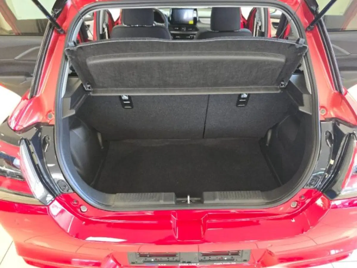 Suzuki Swift nuova a Reggio Emilia (10)