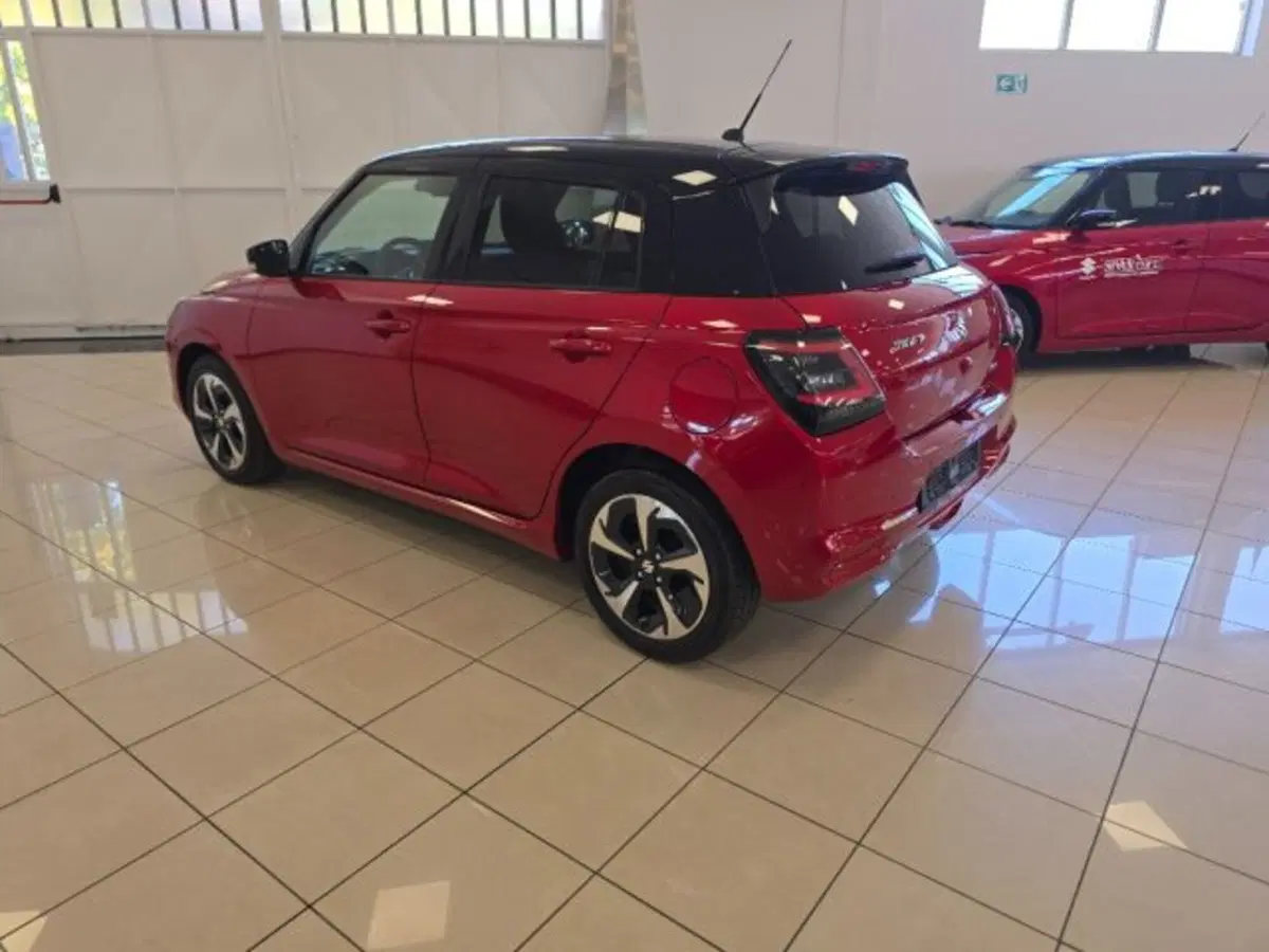 Suzuki Swift nuova a Reggio Emilia (2)
