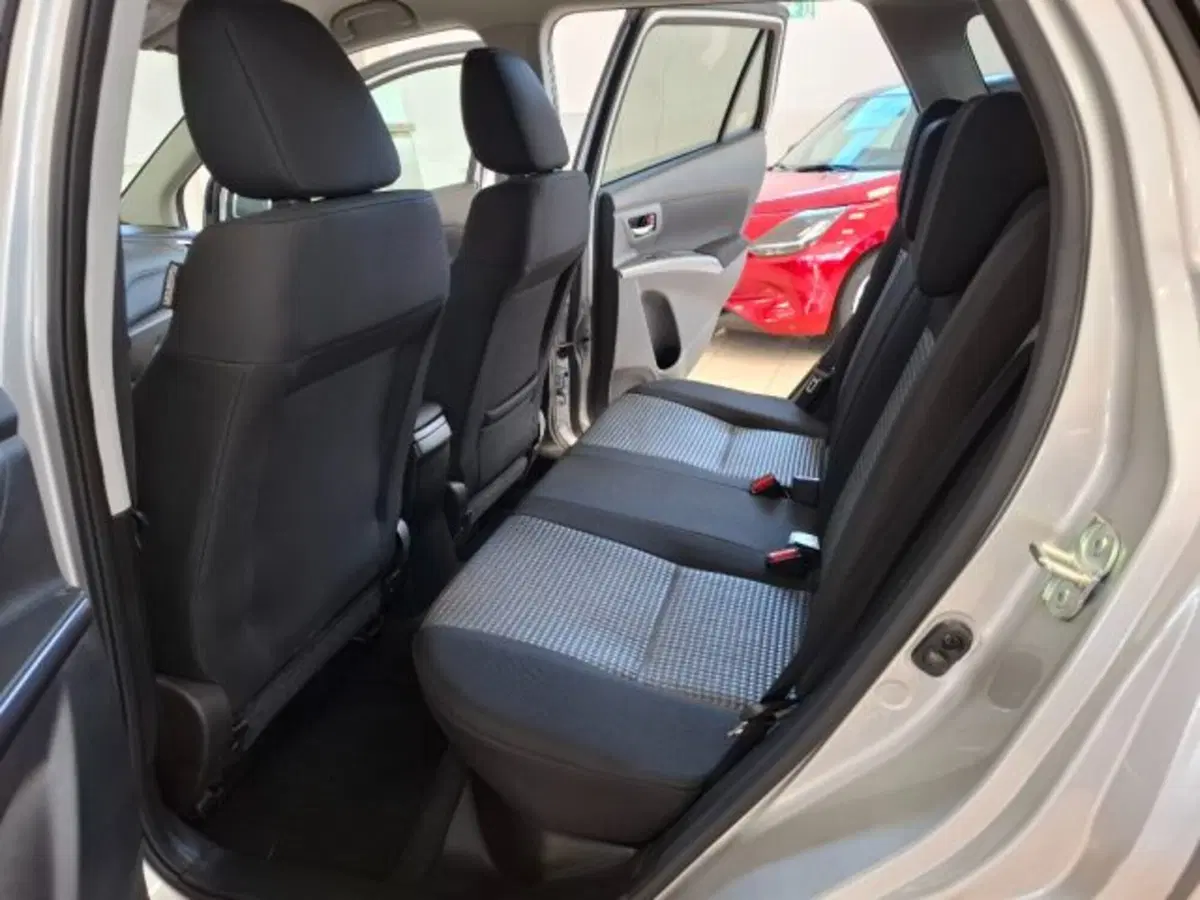 Suzuki S-Cross nuova a Reggio Emilia (15)