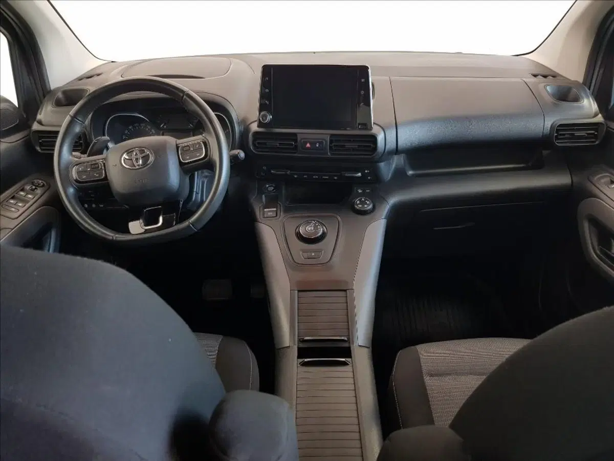 Toyota Proace City Verso usata a Lucca (13)