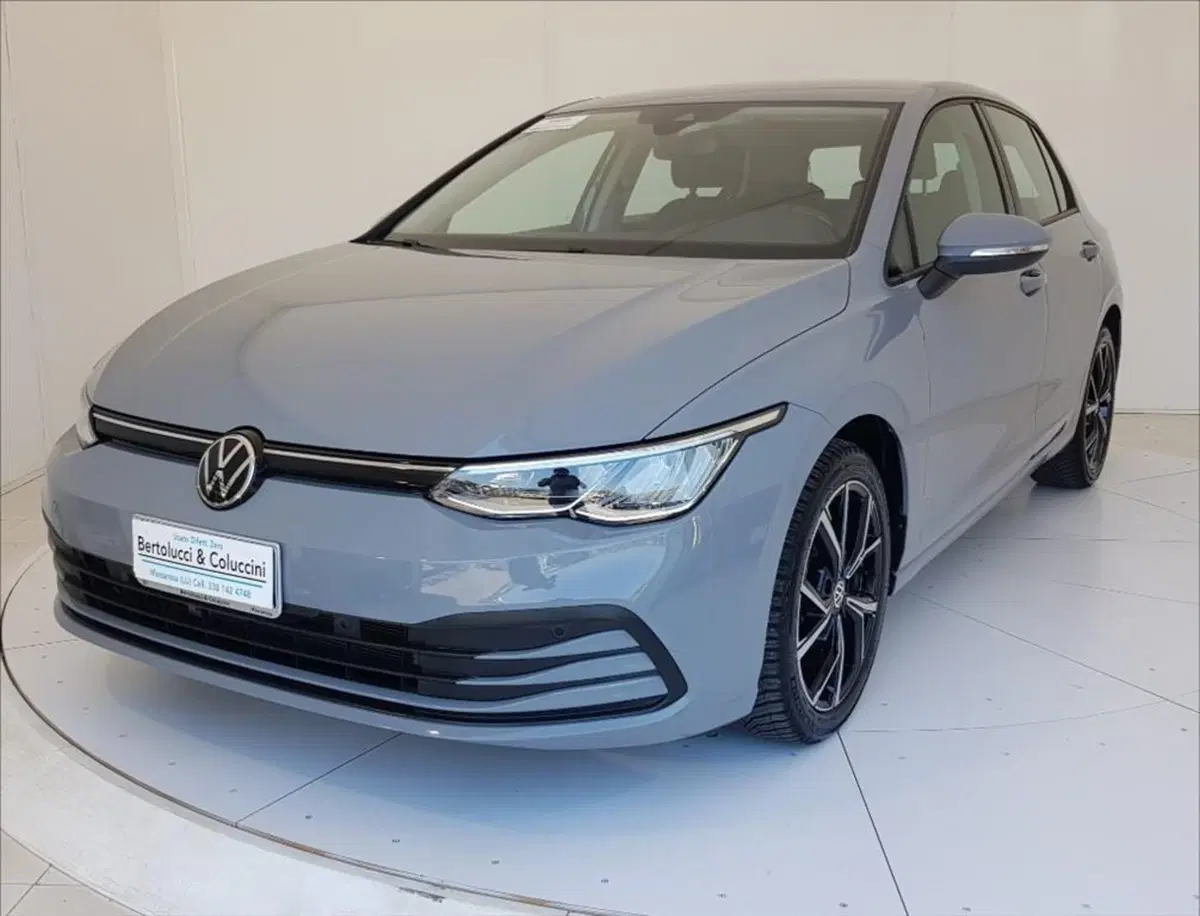 Volkswagen Golf usata a Lucca