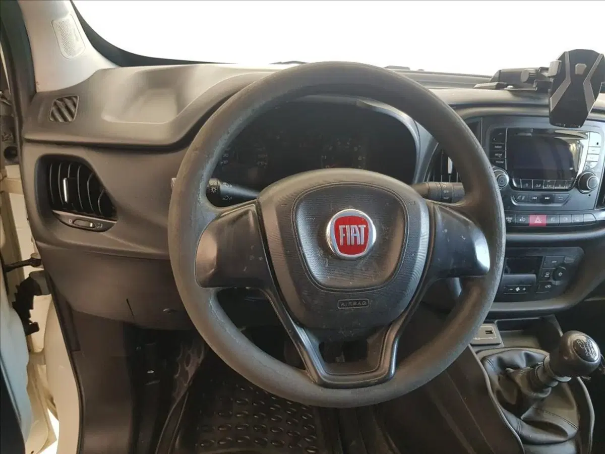 Fiat Doblò Furgone usata a Lucca (14)