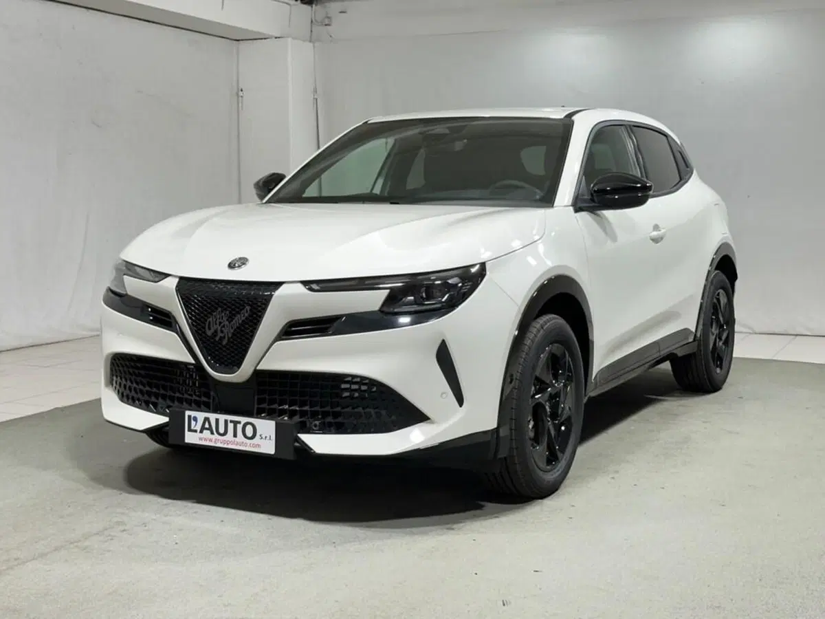 Alfa Romeo Junior nuova a Sondrio