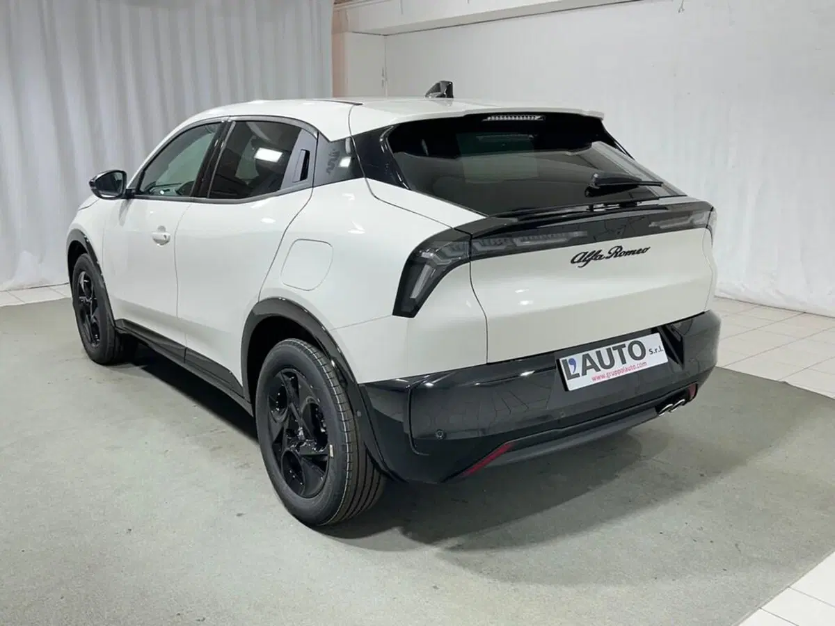 Alfa Romeo Junior nuova a Sondrio (3)