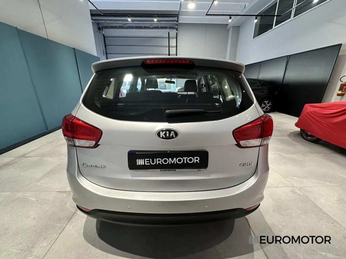 Kia Carens usata a Bari (6)