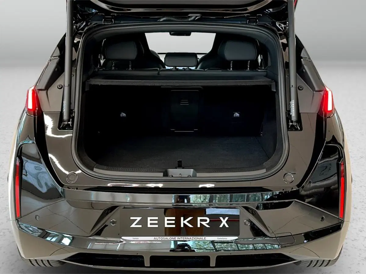Zeekr X nuova a Varese (11)