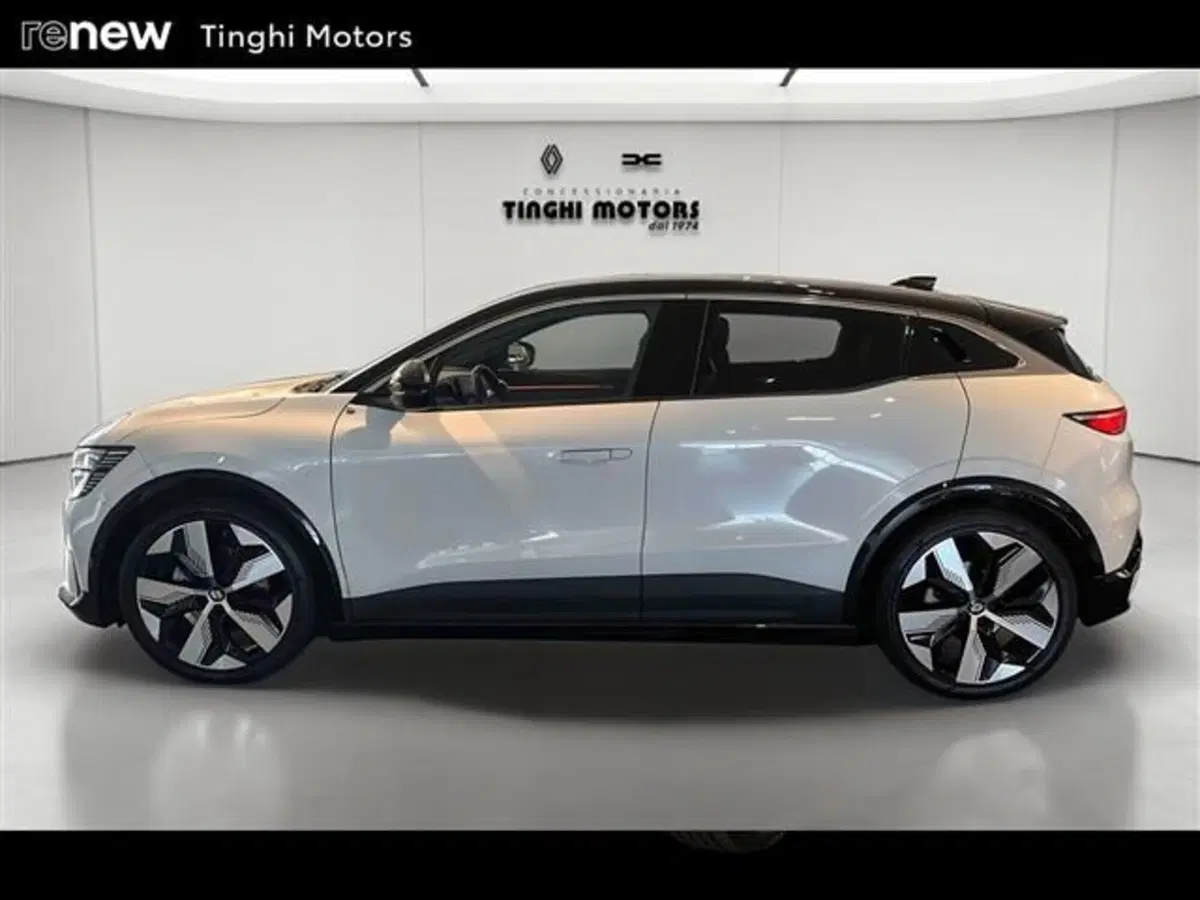 Renault Megane E-Tech Electric usata a Firenze (2)