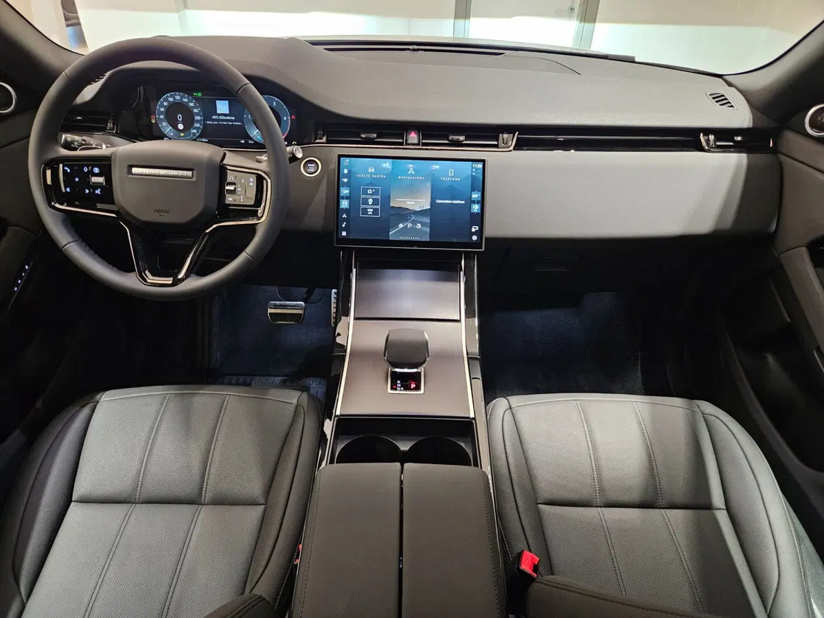 Land Rover Range Rover Evoque nuova a Napoli (4)