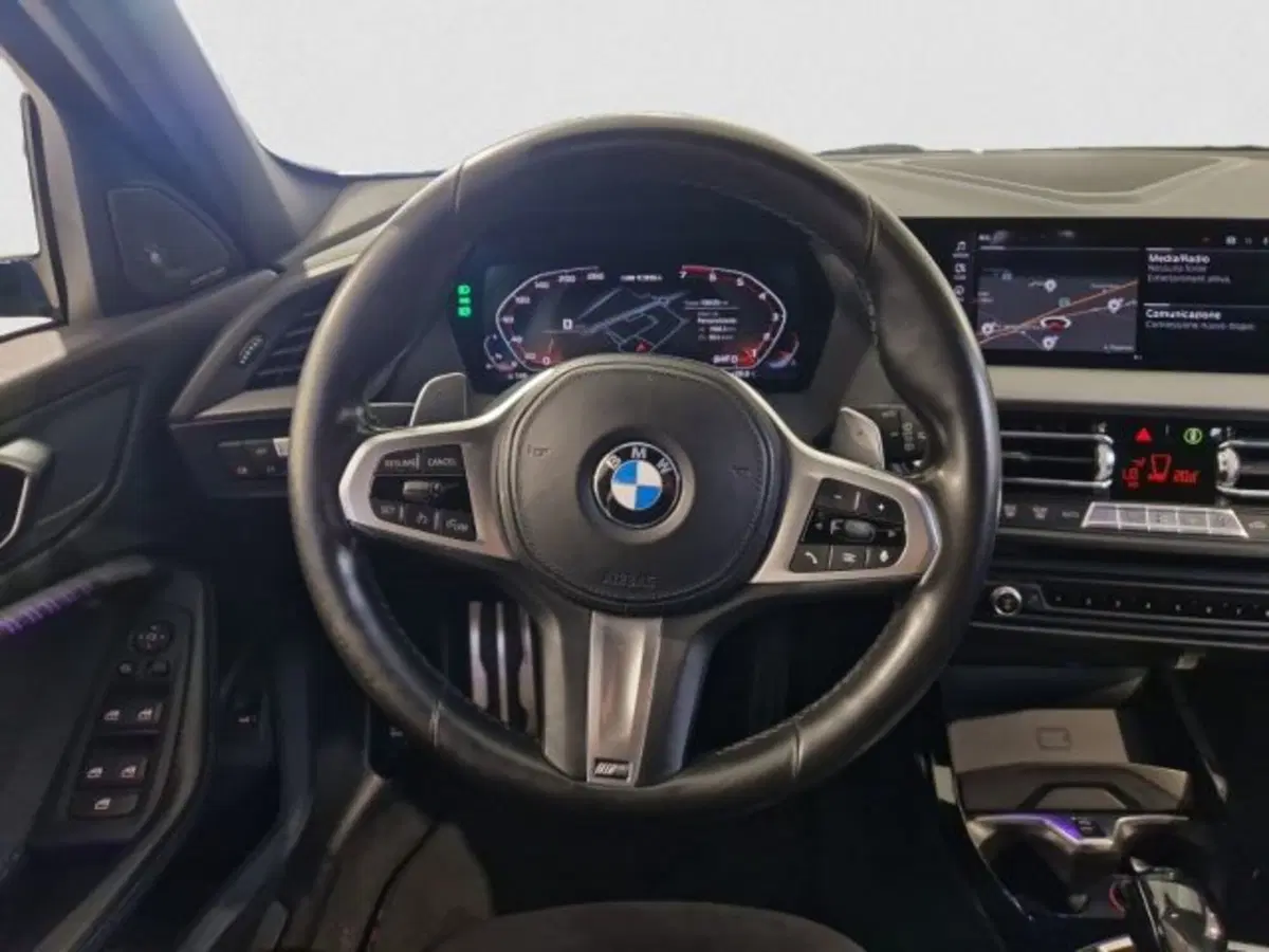 BMW Serie 1 usata a Livorno (12)