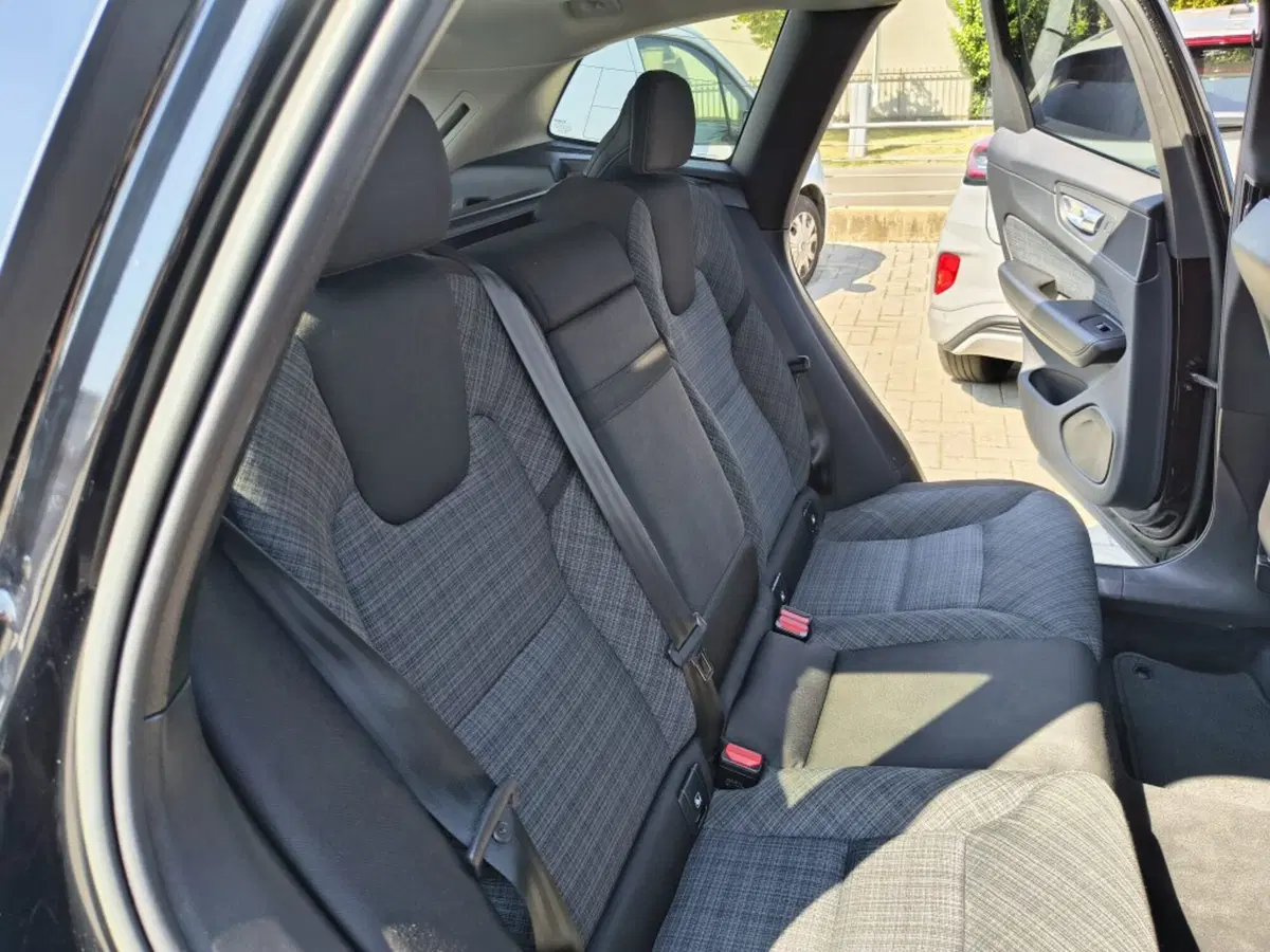 Volvo XC60 usata a Firenze (14)