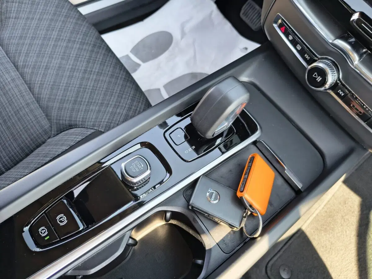 Volvo XC60 usata a Firenze (19)