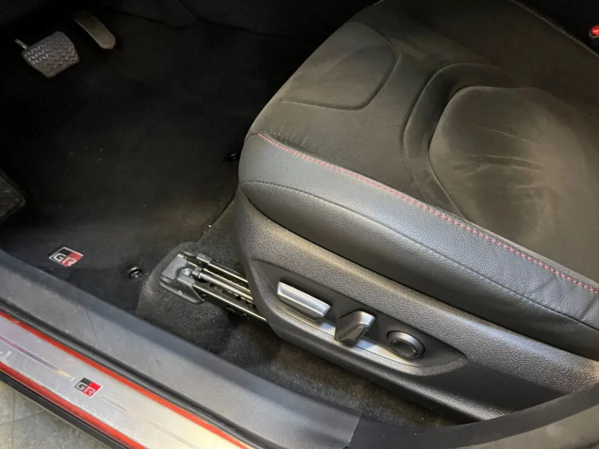 Toyota Toyota C-HR usata a Verona (13)