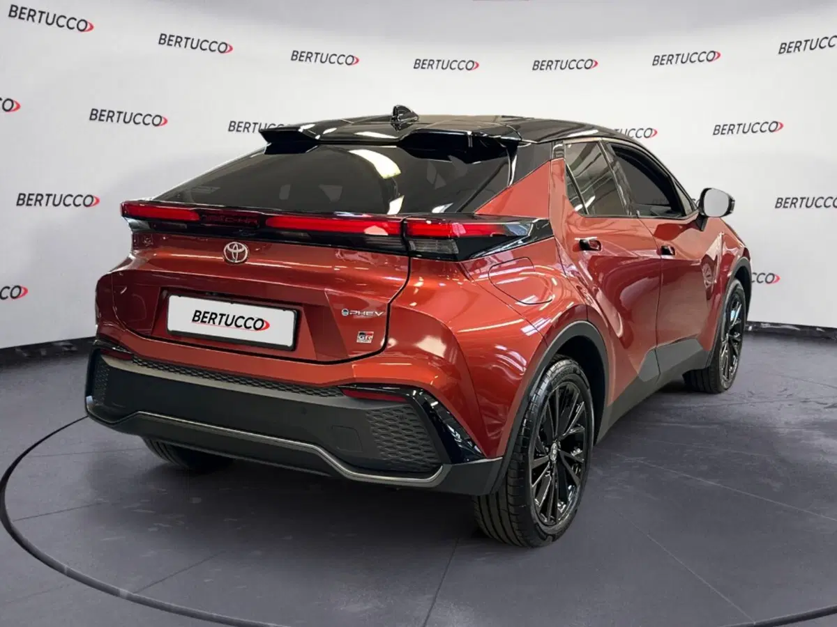 Toyota Toyota C-HR usata a Verona (5)