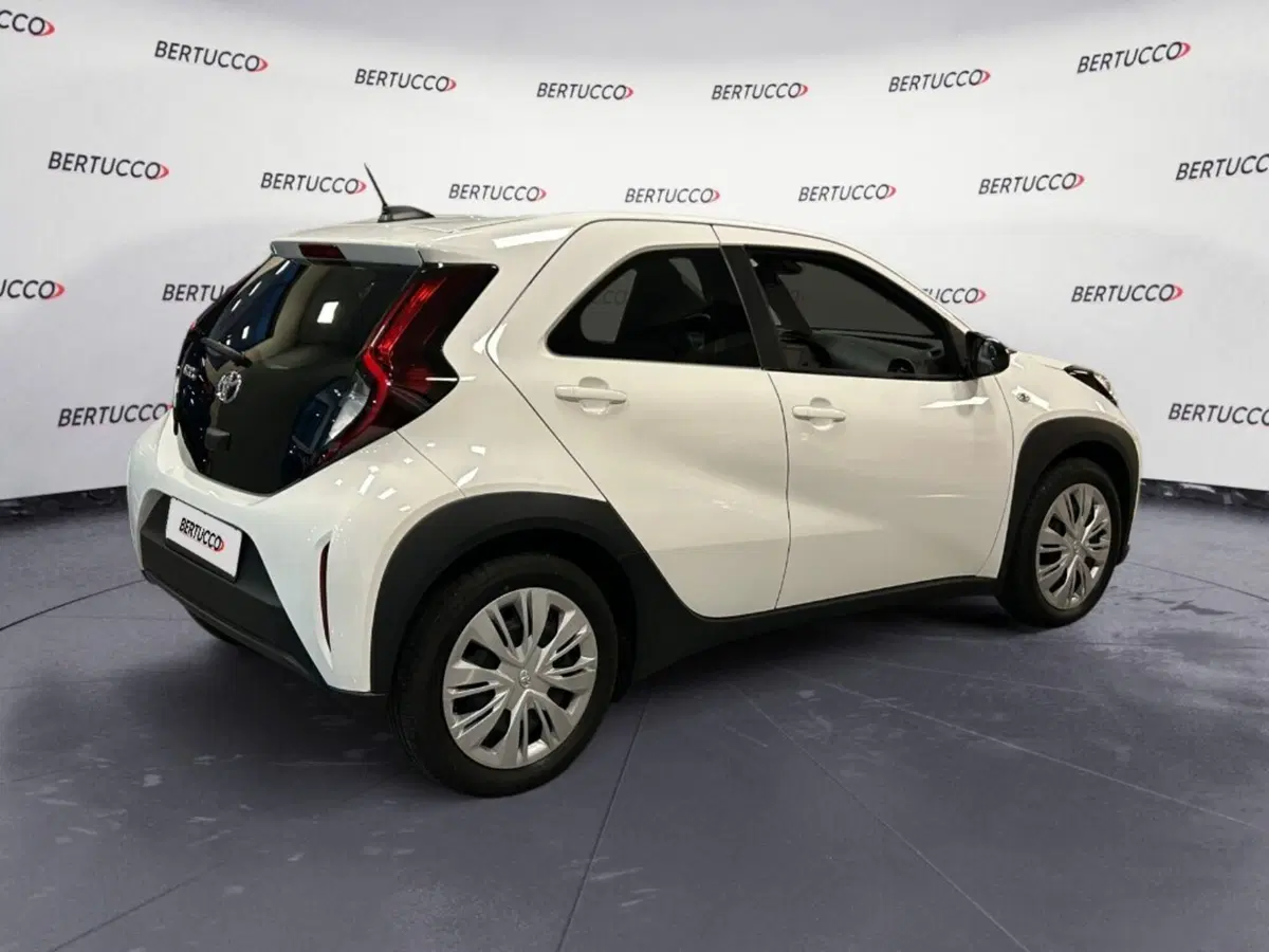 Toyota Aygo X usata a Verona (4)