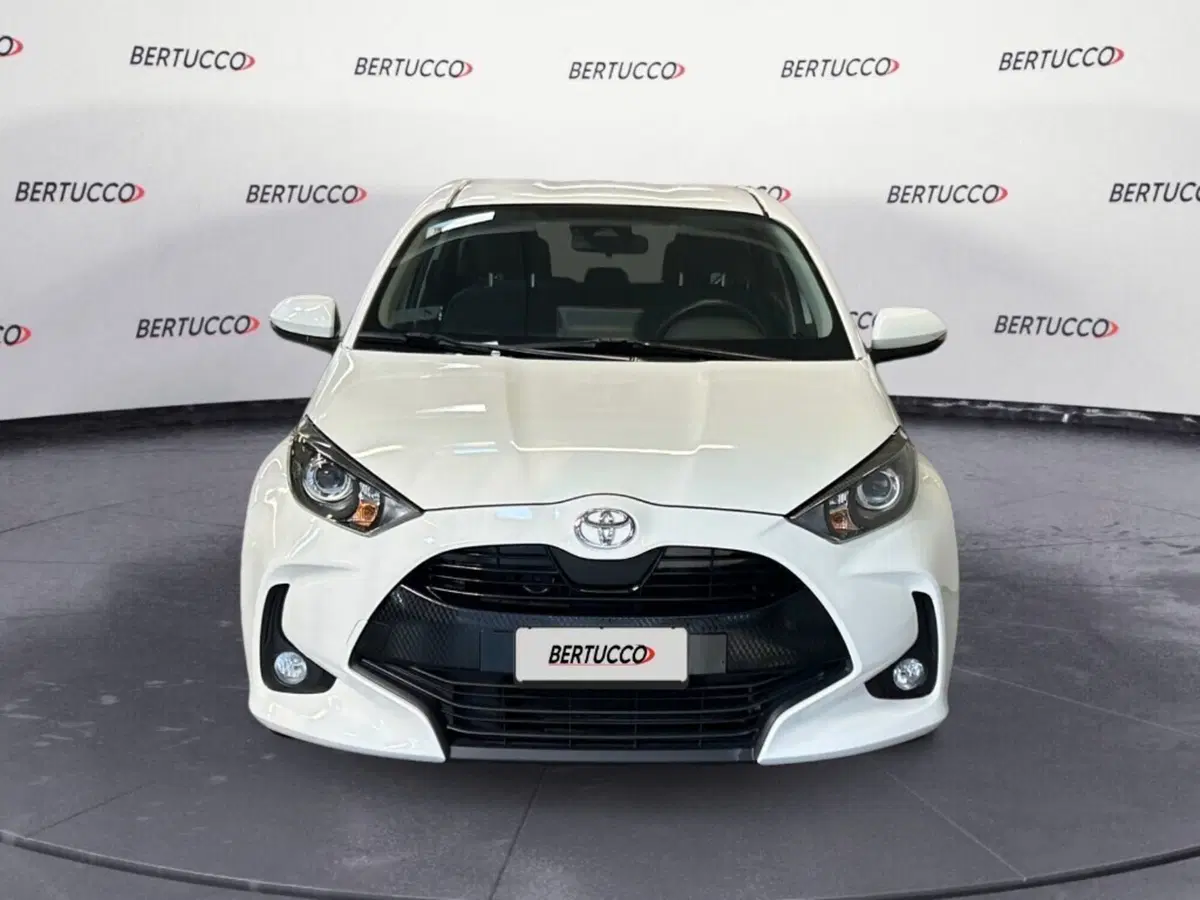 Toyota Yaris Cross nuova a Verona (2)