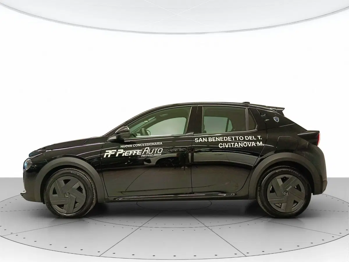 Lancia Ypsilon usata a L'Aquila (2)