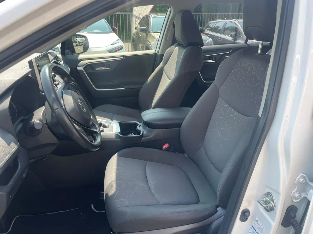 Toyota Rav4 usata a Piacenza (8)