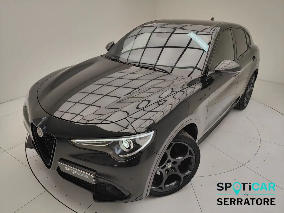 Alfa Romeo Stelvio usata a Como (14)