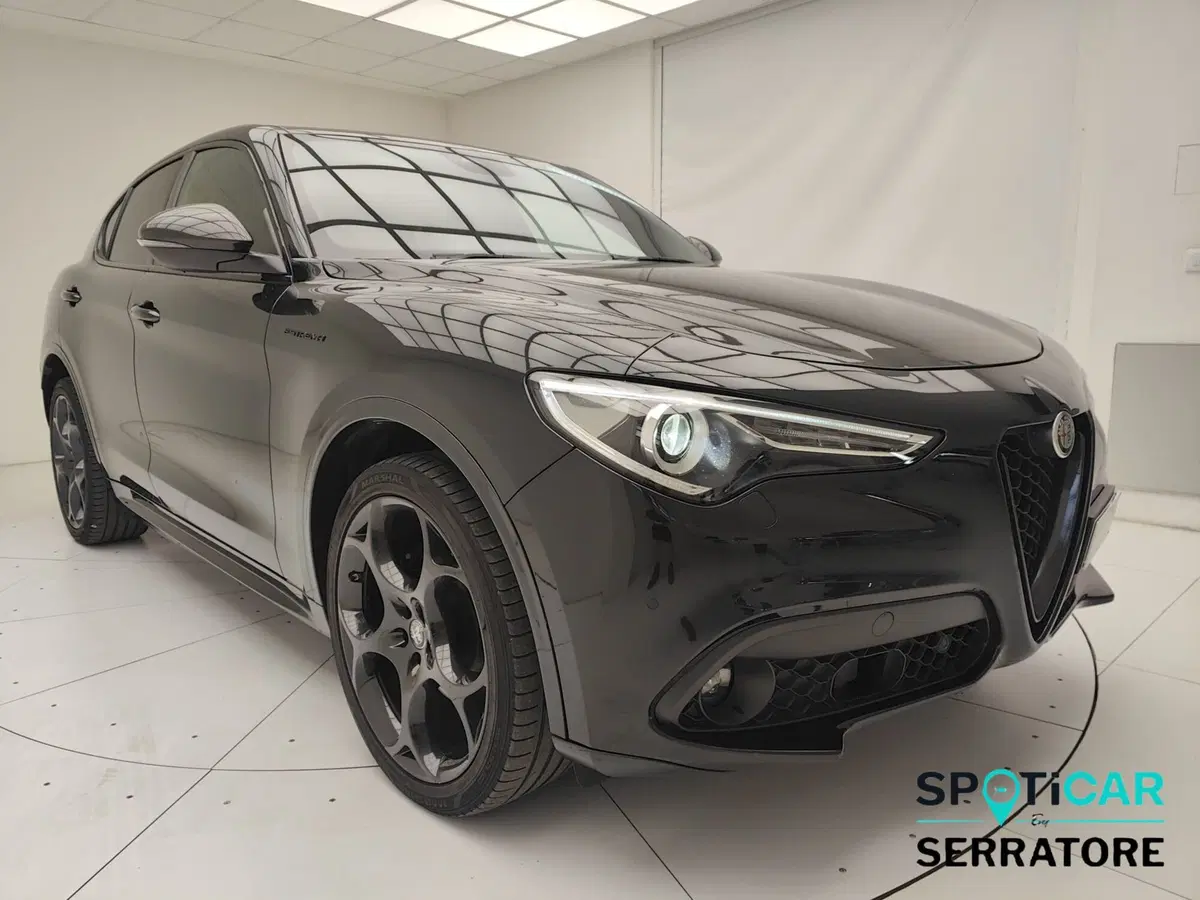 Alfa Romeo Stelvio usata a Como (3)