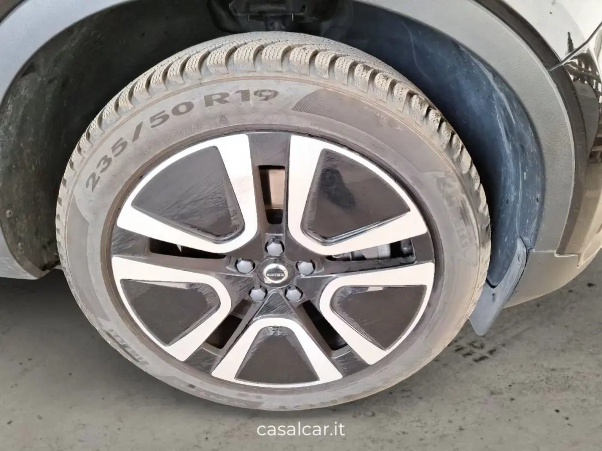 Volvo XC40 usata a Salerno (14)