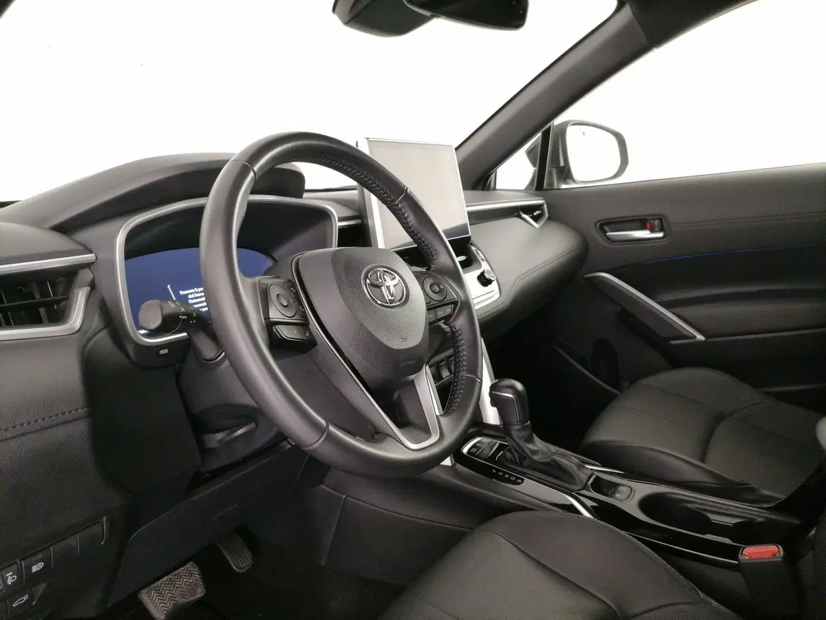 Toyota Corolla Cross Hybrid usata a Roma (12)